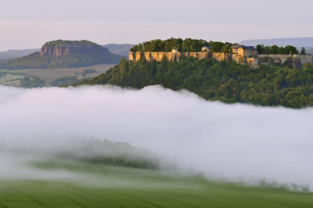 Privatzimmer Mit Aussicht ピルナ エクステリア 写真