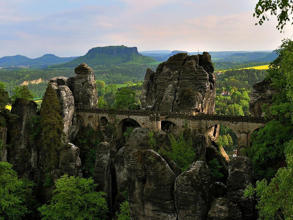 Privatzimmer Mit Aussicht ピルナ エクステリア 写真